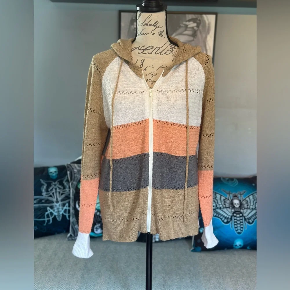 Jacket - Picture 1 of 4